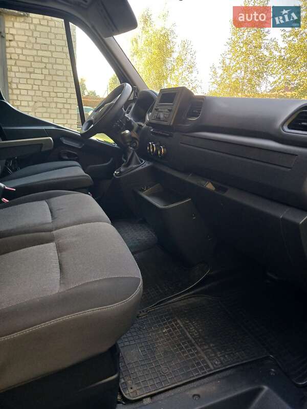 Мікроавтобус Renault Master 2021 в Ізяславі