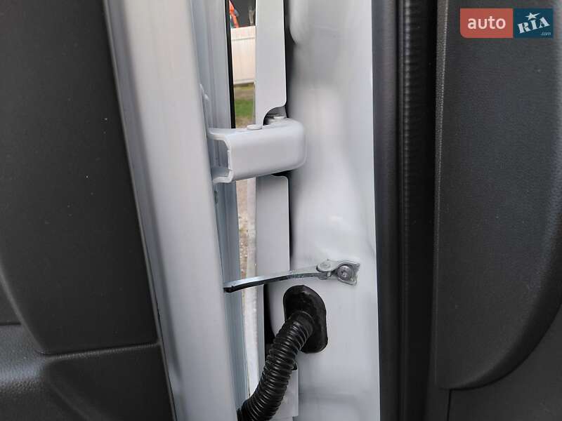 Грузовой фургон Renault Master 2020 в Ивано-Франковске фото 66 Грузовой фургон Renault Master 2020 в Ивано-Франковске