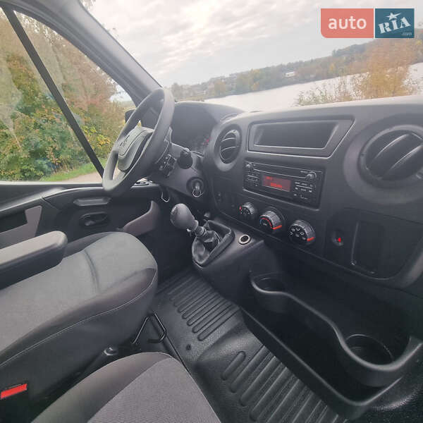 Мікроавтобус вантажний (до 3,5т) Renault Master 2018 в Бердичеві