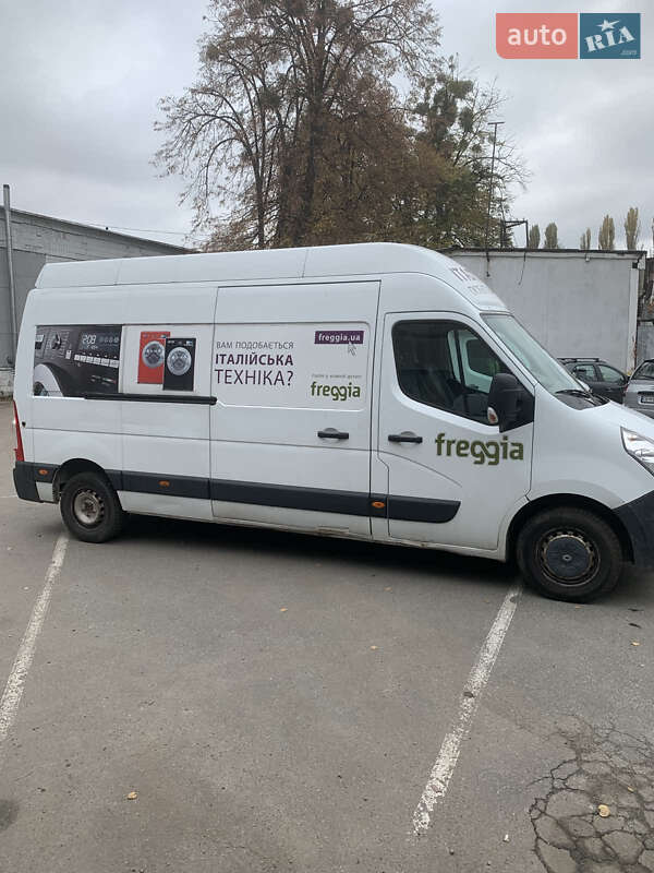 Грузовой фургон Renault Master 2012 в Киеве