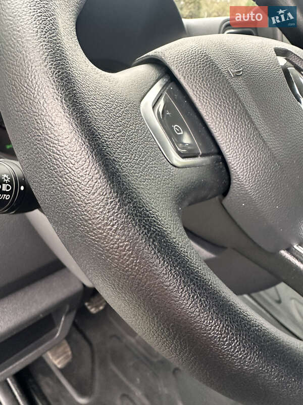 Грузовой фургон Renault Master 2020 в Дубно фото 35 Грузовой фургон Renault Master 2020 в Дубно