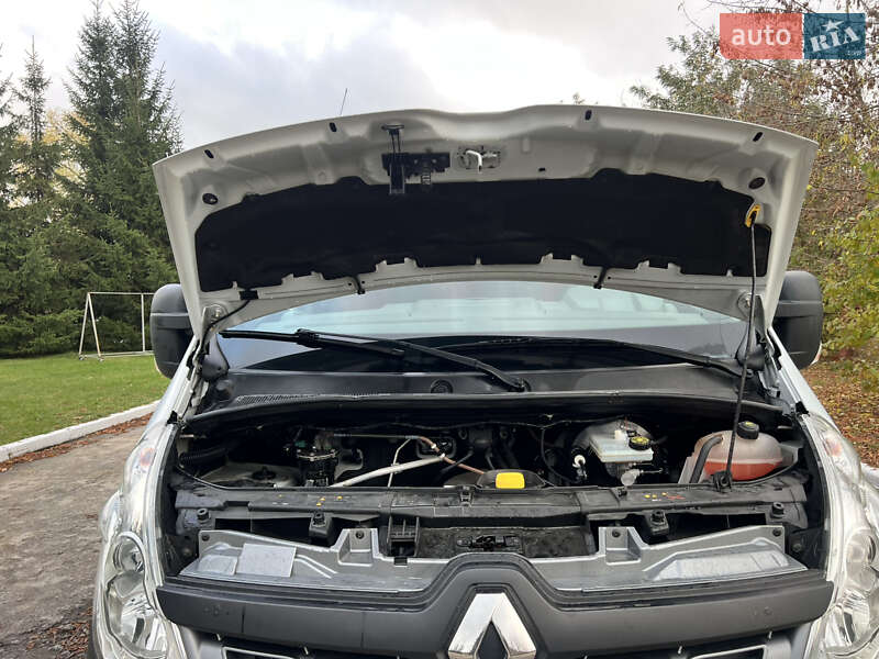 Грузовой фургон Renault Master 2017 в Бердичеве фото 35 Грузовой фургон Renault Master 2017 в Бердичеве