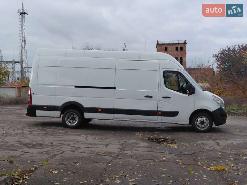 Грузовой фургон Renault Master 2015 в Желтых Водах