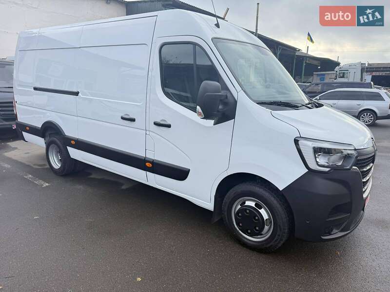 Мікроавтобус вантажний (до 3,5т) Renault Master 2022 в Луцьку