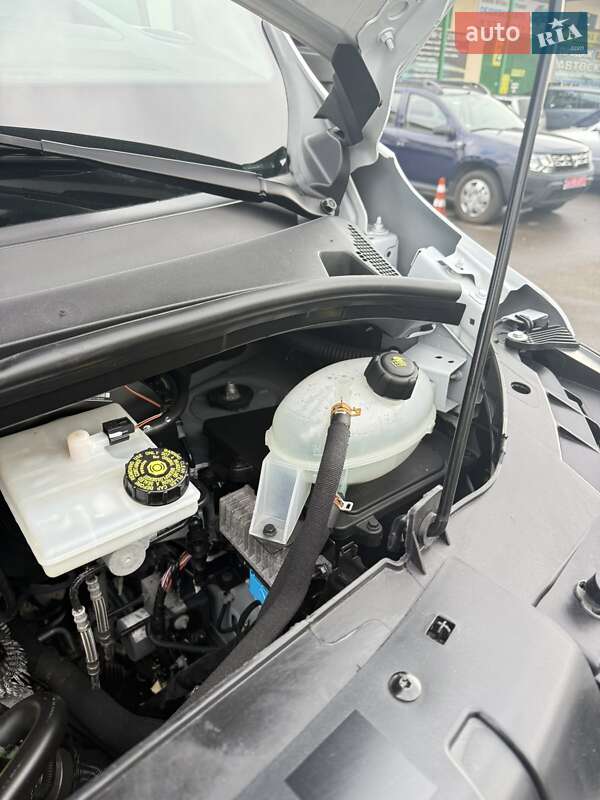 Мікроавтобус вантажний (до 3,5т) Renault Master 2022 в Луцьку