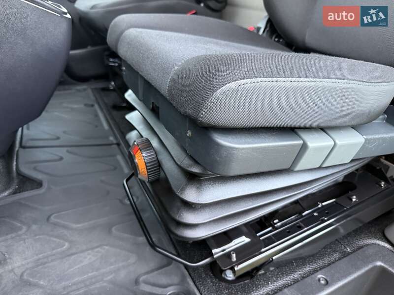 Мікроавтобус вантажний (до 3,5т) Renault Master 2020 в Житомирі