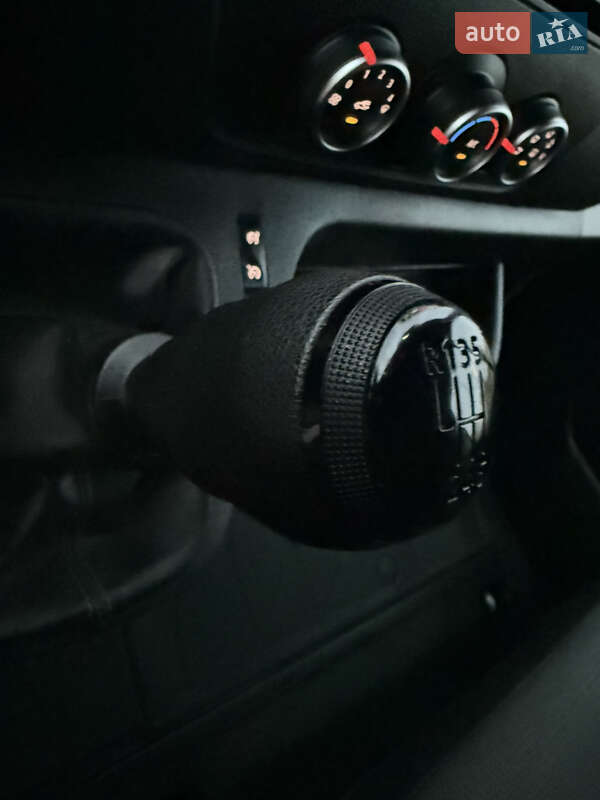 Вантажний фургон Renault Master 2022 в Києві