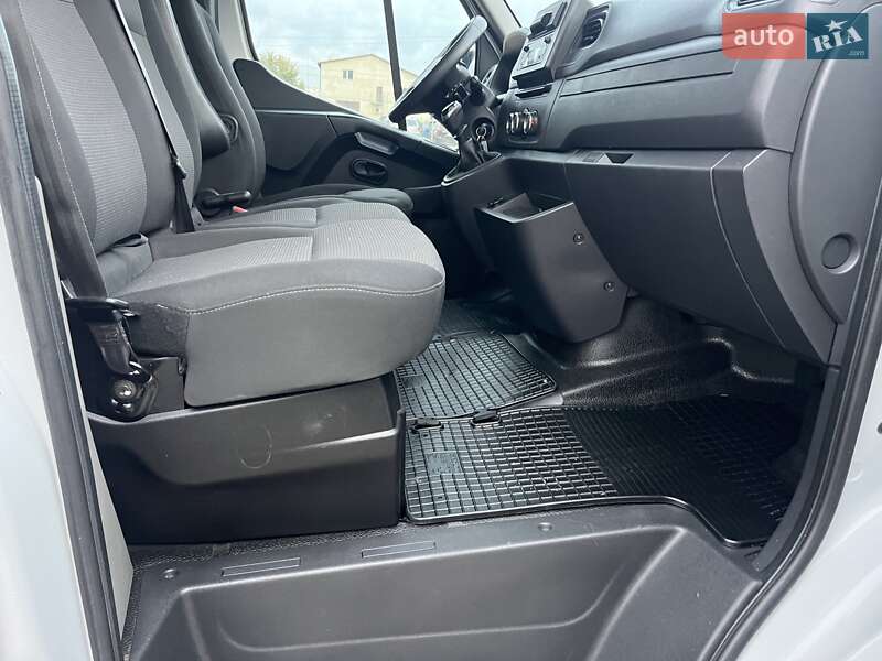 Грузовой фургон Renault Master 2020 в Дубно