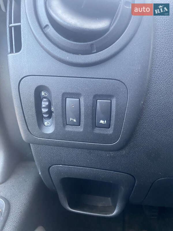 Вантажний фургон Renault Master 2016 в Коростені фото 16 Вантажний фургон Renault Master 2016 в Коростені