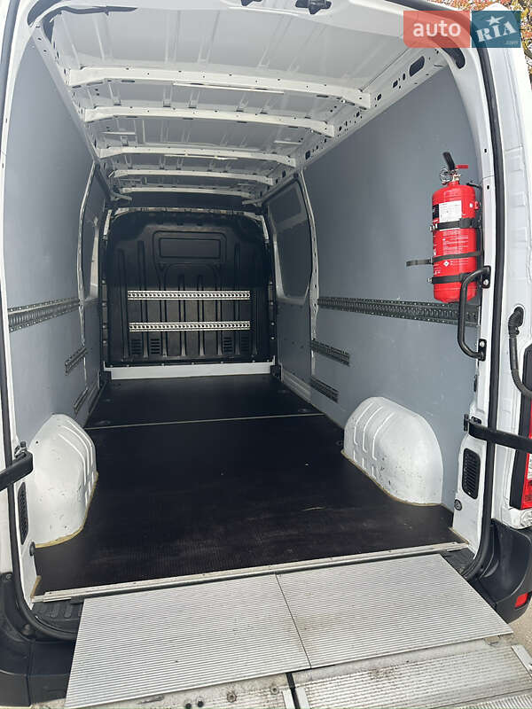 Вантажний фургон Renault Master 2021 в Львові фото 36 Вантажний фургон Renault Master 2021 в Львові