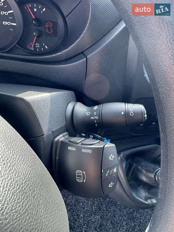 Вантажний фургон Renault Master 2018 в Києві фото 17 Вантажний фургон Renault Master 2018 в Києві