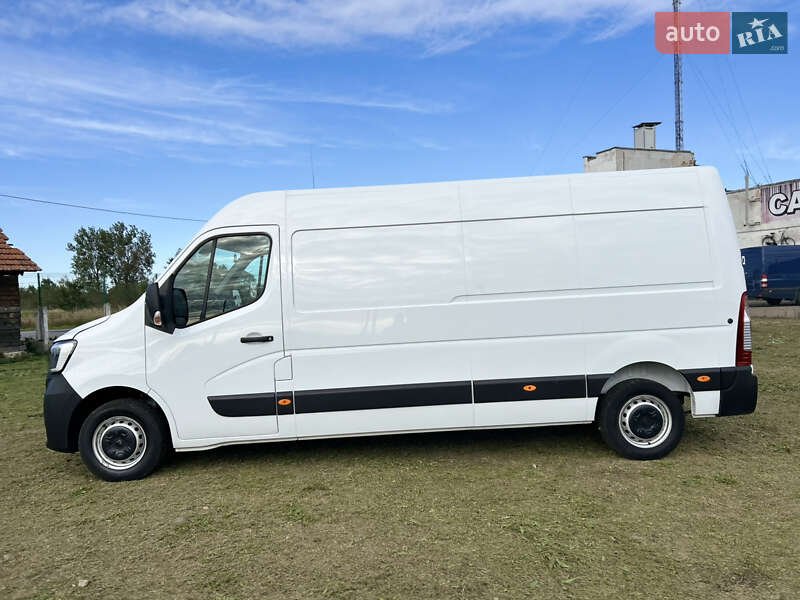 Грузовой фургон Renault Master 2023 в Стрые