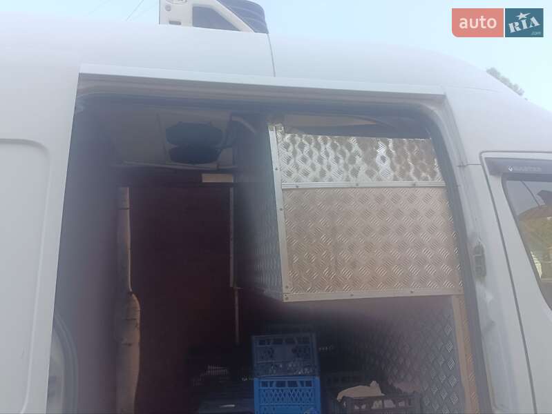 Вантажний фургон Renault Master 2015 в Сумах фото 10 Вантажний фургон Renault Master 2015 в Сумах