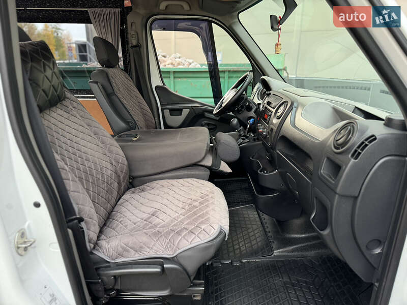 Микроавтобус Renault Master 2015 в Киеве