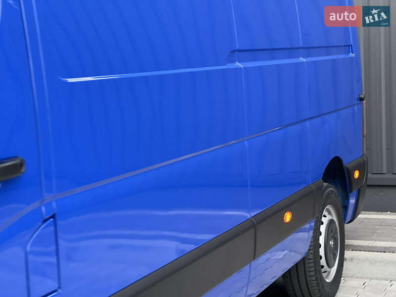 Вантажний фургон Renault Master 2020 в Дубні