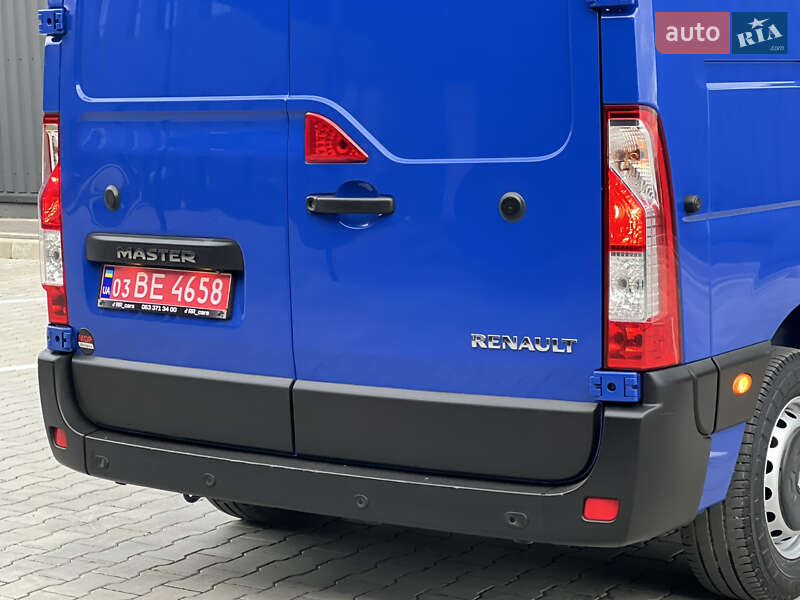 Вантажний фургон Renault Master 2020 в Дубні