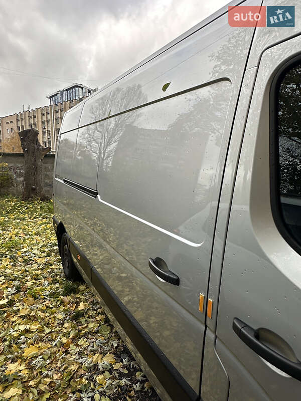 Грузовой фургон Renault Master 2015 в Киеве