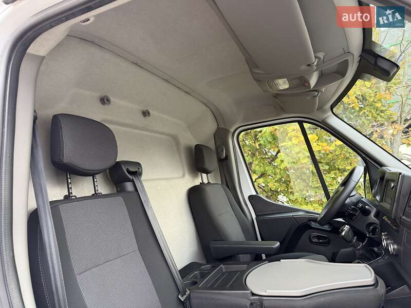 Грузовой фургон Renault Master 2021 в Киеве