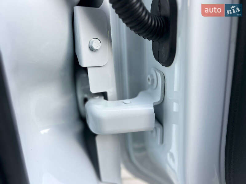 Грузовой фургон Renault Master 2023 в Дубно фото 70 Грузовой фургон Renault Master 2023 в Дубно