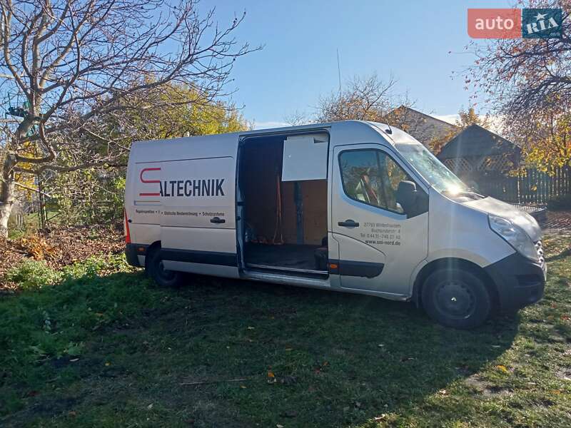 Вантажний фургон Renault Master 2014 в Володимирі