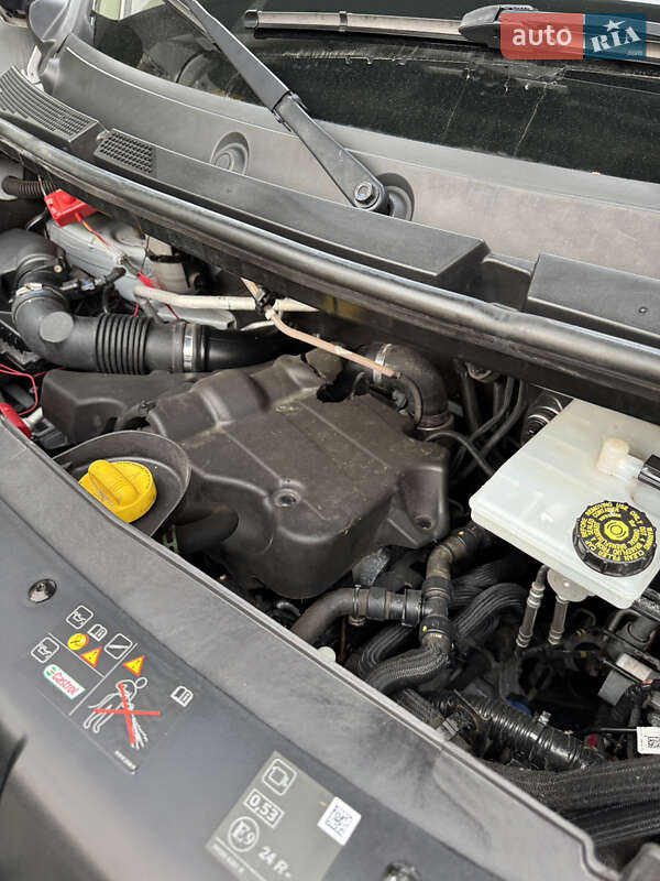 Грузовой фургон Renault Master 2022 в Ивано-Франковске