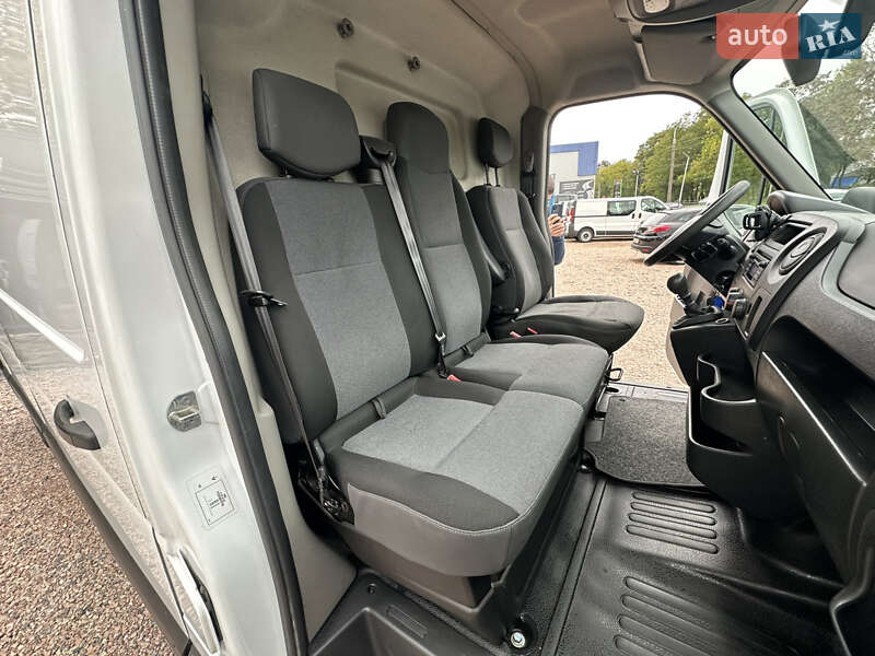 Вантажний фургон Renault Master 2019 в Рівному фото 24 Вантажний фургон Renault Master 2019 в Рівному