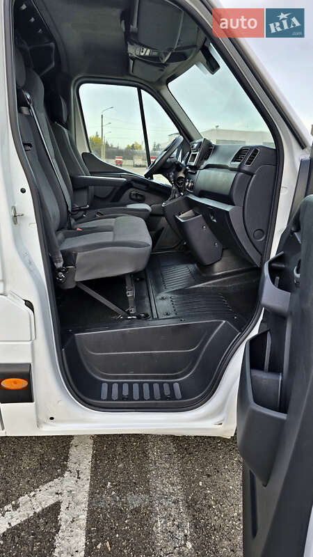 Грузовой фургон Renault Master 2021 в Ивано-Франковске