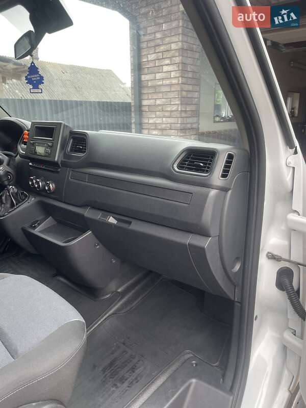 Тентований Renault Master 2022 в Ковелі