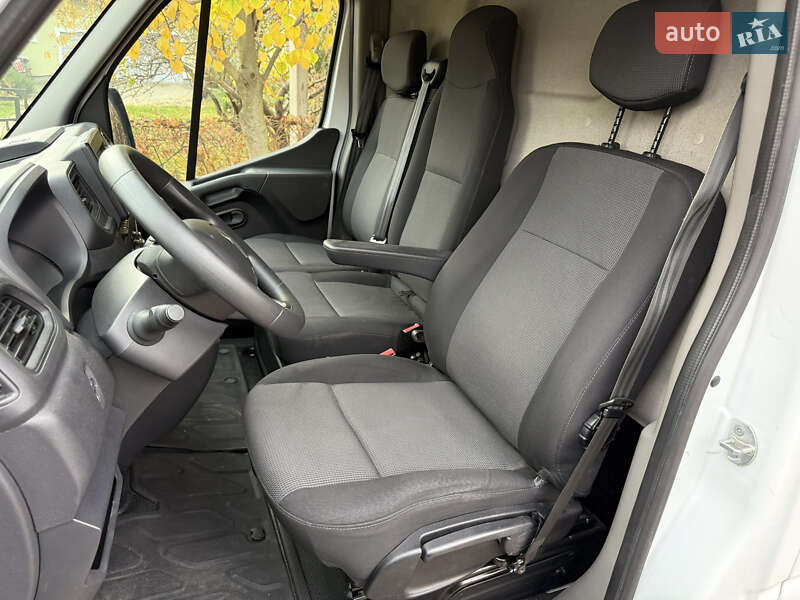 Вантажний фургон Renault Master 2023 в Луцьку