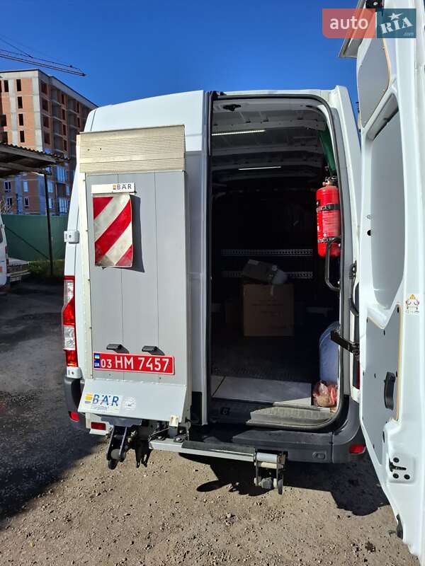 Вантажний фургон Renault Master 2022 в Івано-Франківську