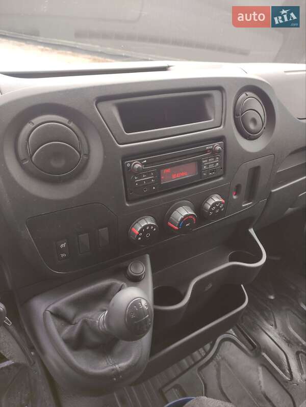 Грузовой фургон Renault Master 2015 в Бартатовом фото 36 Грузовой фургон Renault Master 2015 в Бартатовом