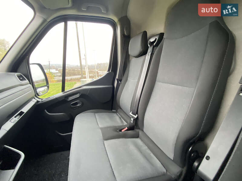 Вантажний фургон Renault Master 2021 в Ірпені
