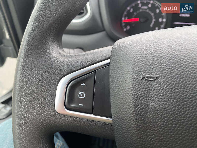 Вантажний фургон Renault Master 2021 в Ірпені