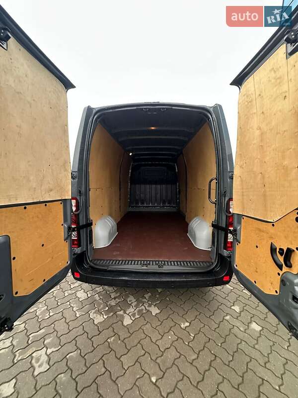 Грузовой фургон Renault Master 2022 в Киеве
