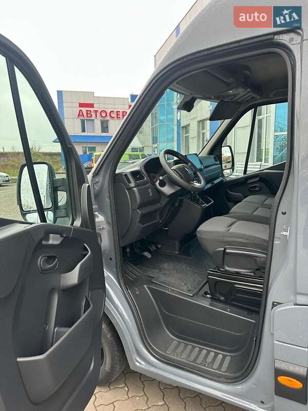 Грузовой фургон Renault Master 2022 в Киеве