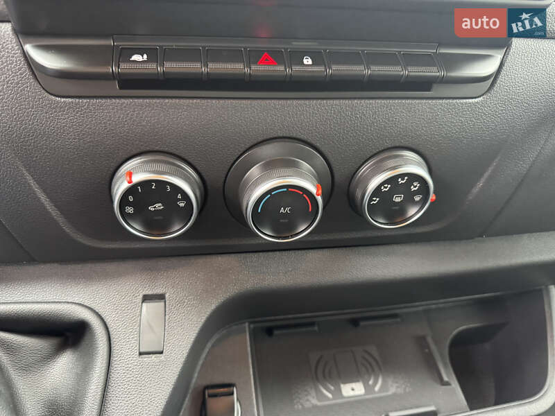 Грузовой фургон Renault Master 2020 в Хмельницком