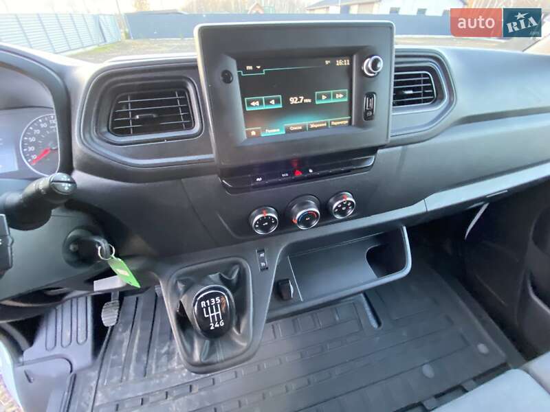 Вантажний фургон Renault Master 2022 в Києві