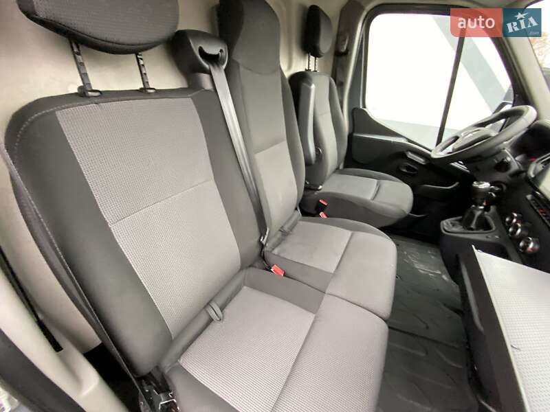Вантажний фургон Renault Master 2022 в Ковелі