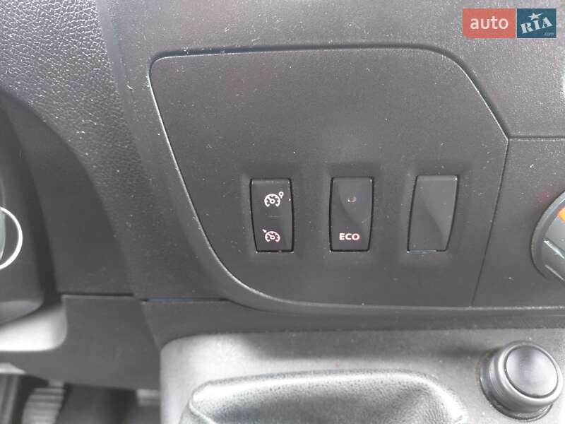 Грузовой фургон Renault Master 2016 в Ивано-Франковске