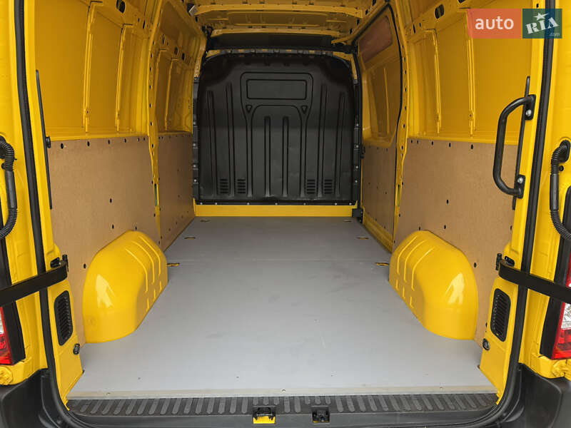 Вантажний фургон Renault Master 2021 в Ковелі