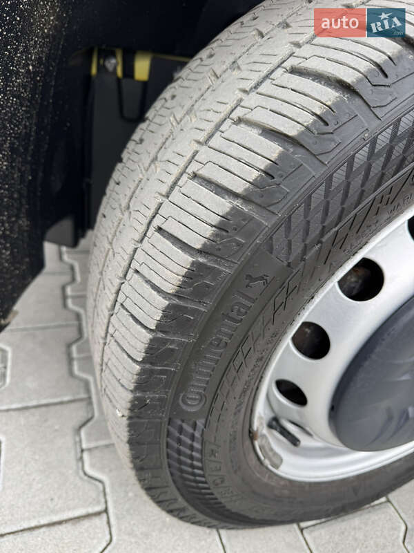 Вантажний фургон Renault Master 2021 в Ковелі