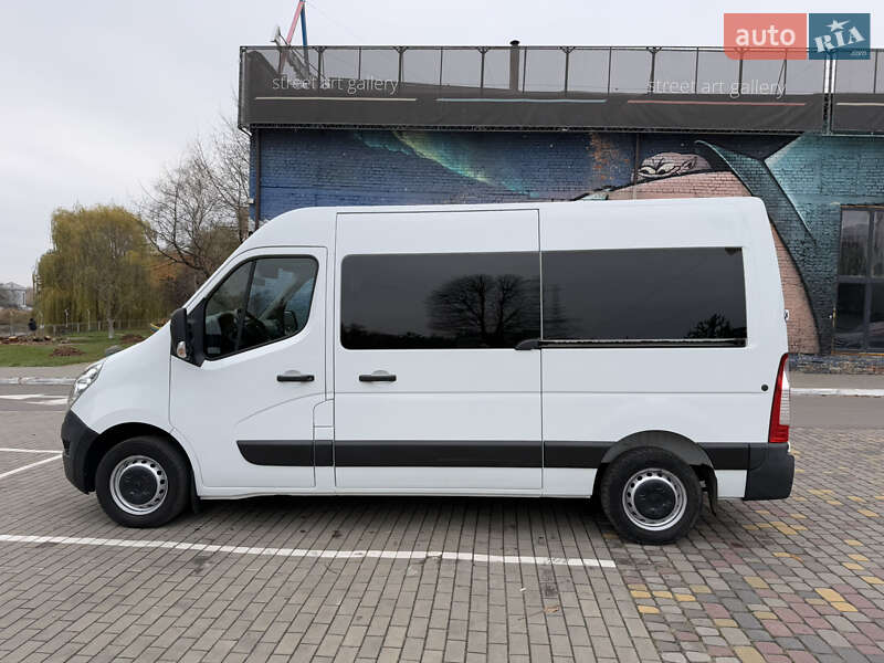 Мінівен Renault Master 2015 в Луцьку