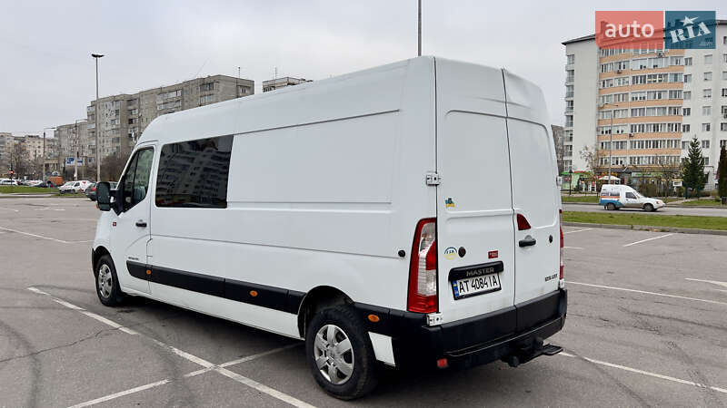 Минивэн Renault Master 2016 в Ивано-Франковске