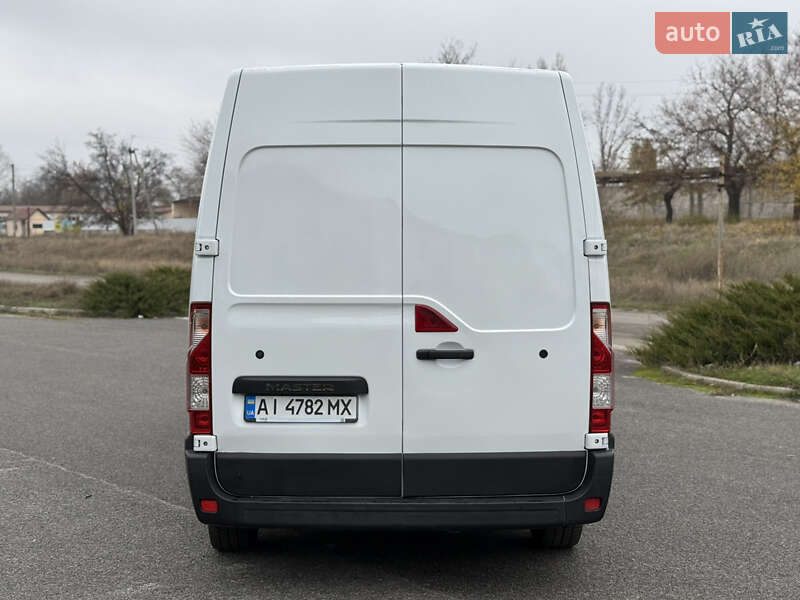 Грузовой фургон Renault Master 2017 в Новомосковске