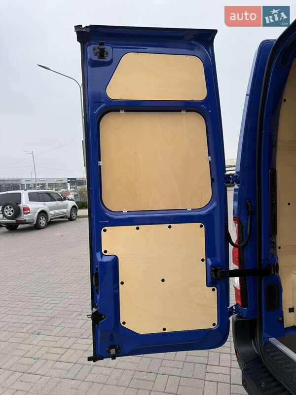 Грузовой фургон Renault Master 2023 в Киеве
