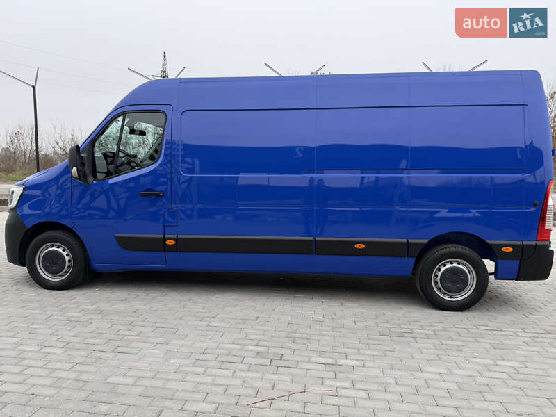 Грузовой фургон Renault Master 2022 в Дубно