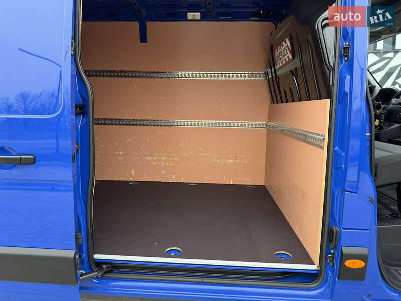 Грузовой фургон Renault Master 2022 в Дубно