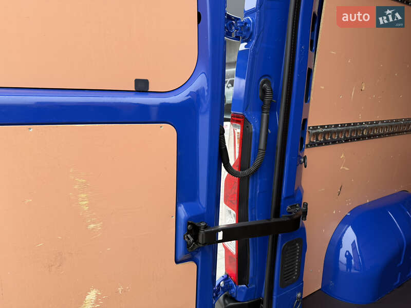 Грузовой фургон Renault Master 2022 в Дубно