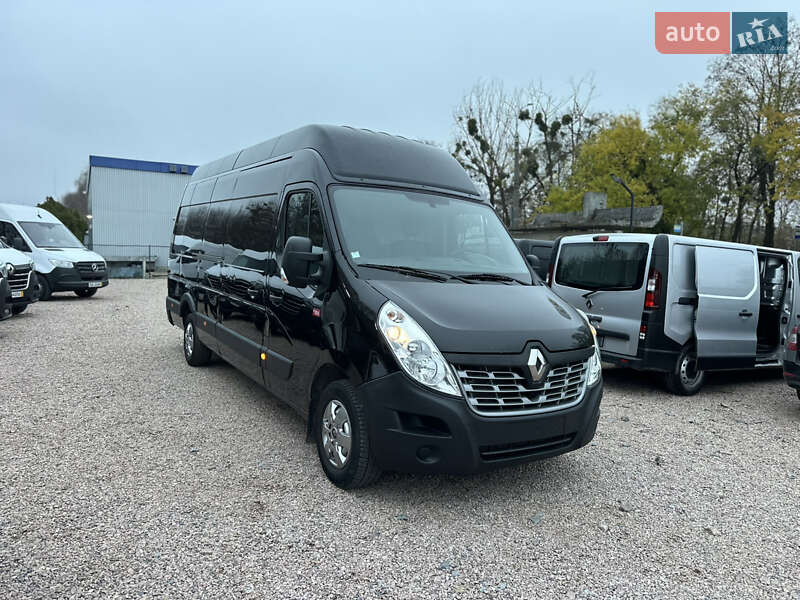 Вантажний фургон Renault Master 2018 в Рівному