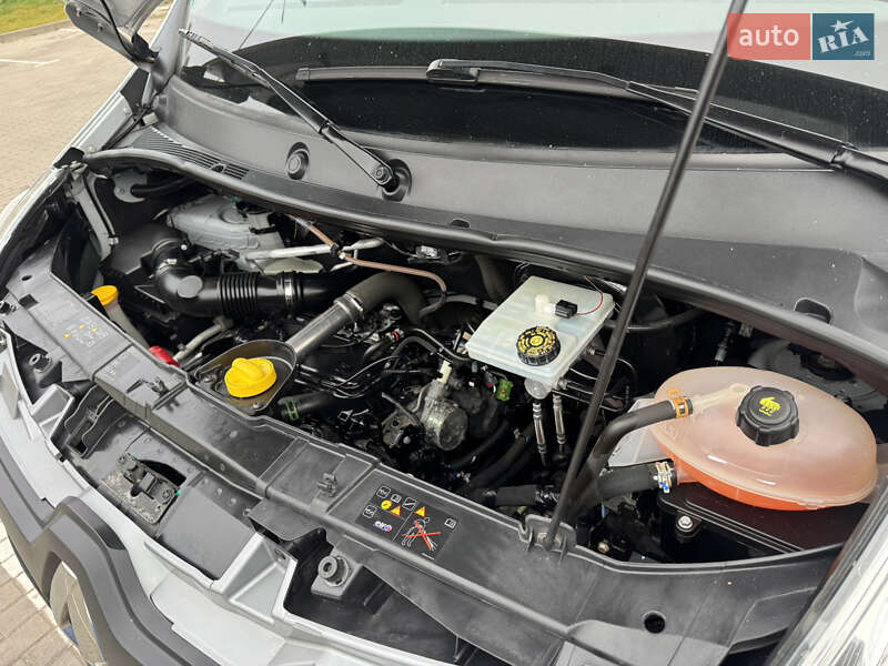 Вантажний фургон Renault Master 2019 в Дубні